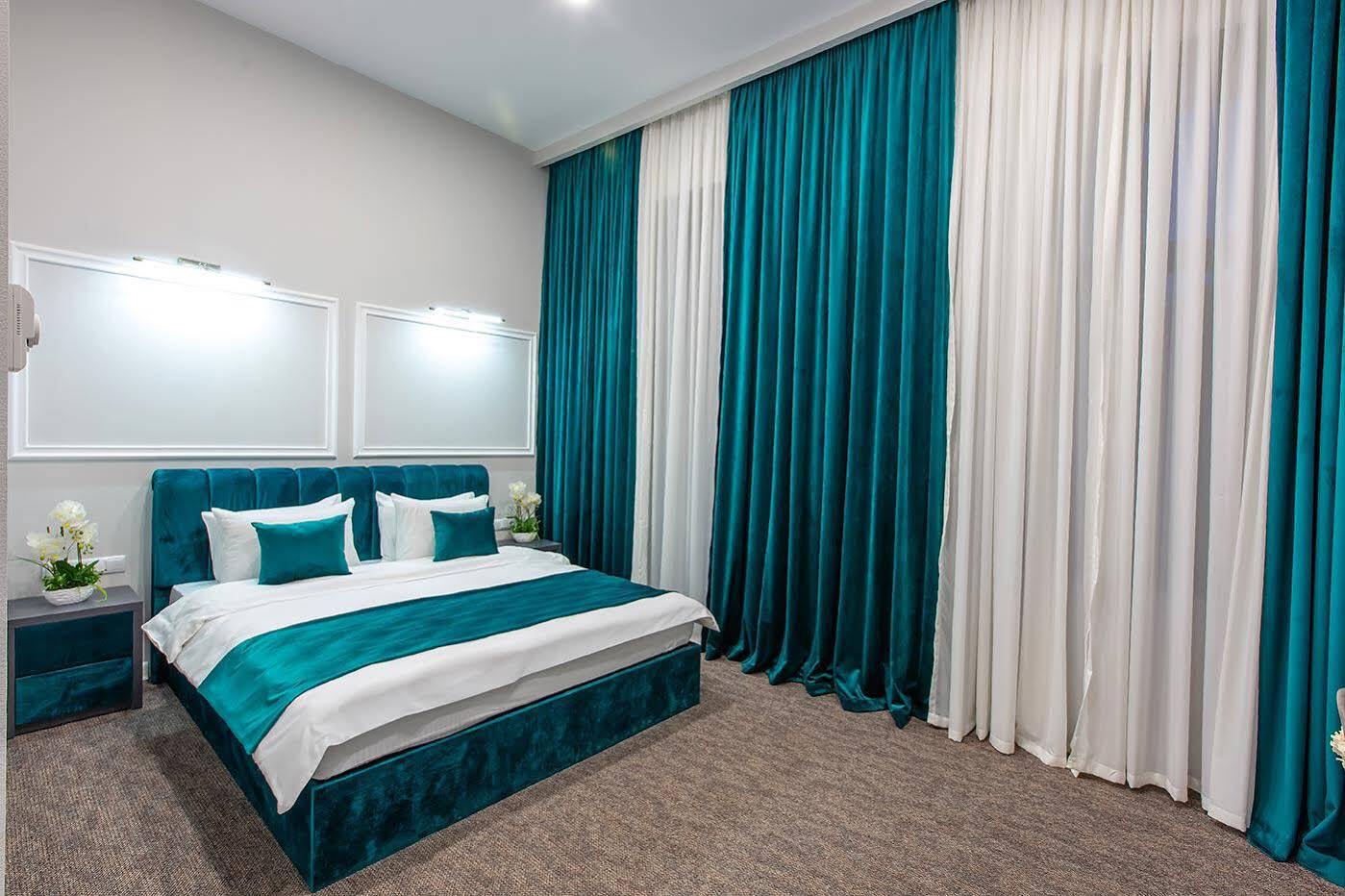Royal Inn Тбилиси Экстерьер фото