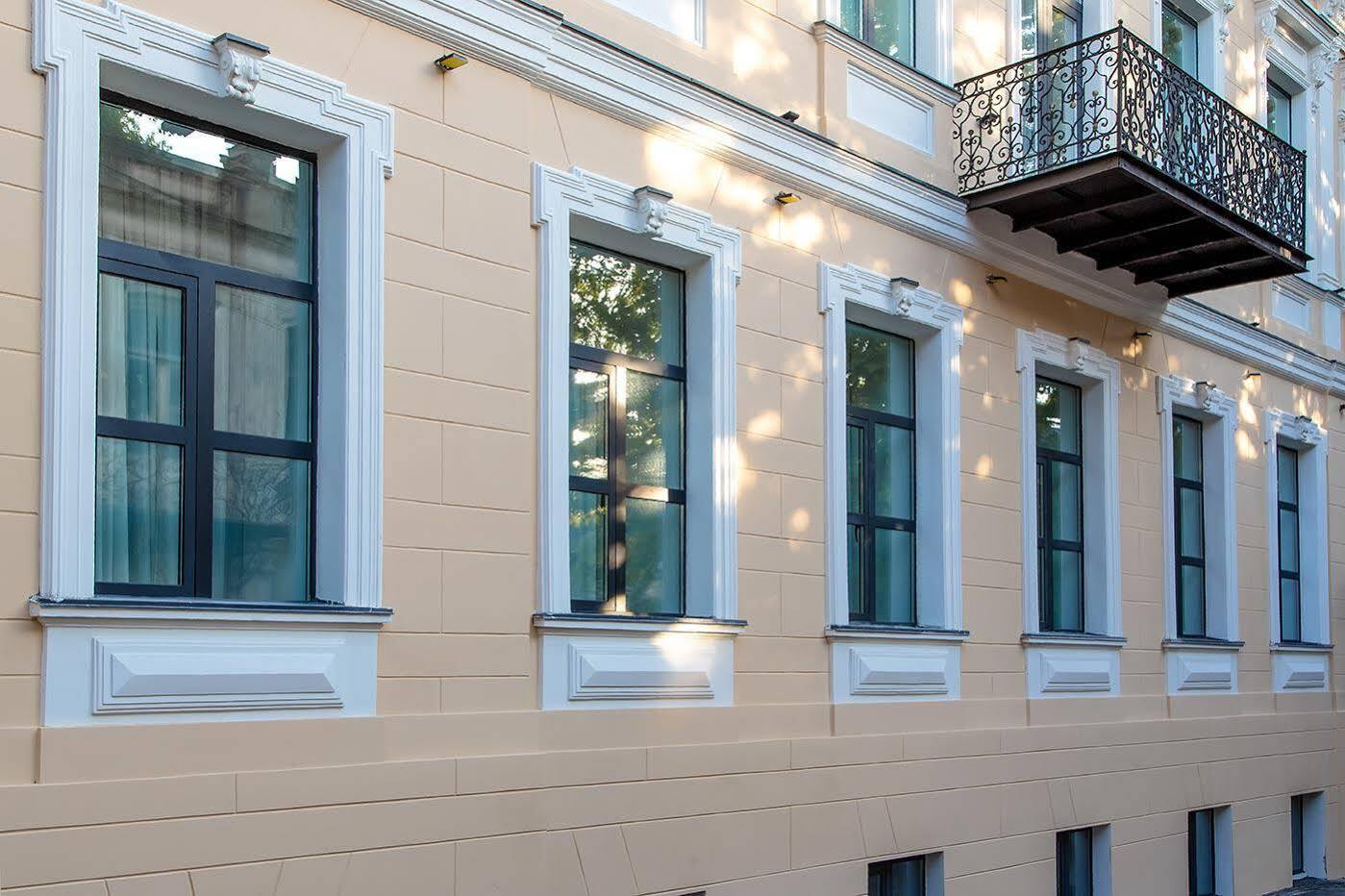 Royal Inn Тбилиси Экстерьер фото